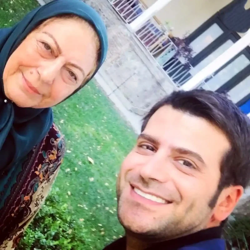 نگاه روز | ثریا قاسمی و روزبه حصاری بازیگران نقش بی بی و جواد در پشت صحنه سریال بچه مهندس 3 نگاه روز | ثریا قاسمی و روزبه حصاری بازیگران نقش بی بی و جواد در پشت صحنه سریال بچه مهندس 3