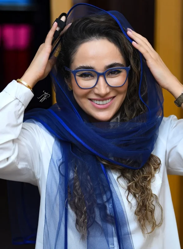 تاریخ وبگردی | تغییر چهره بهاره افشاری در نقش «بیتا» سریال فاصله ها در 41 سالگی تاریخ وبگردی | تغییر چهره بهاره افشاری در نقش «بیتا» سریال فاصله ها در 41 سالگی