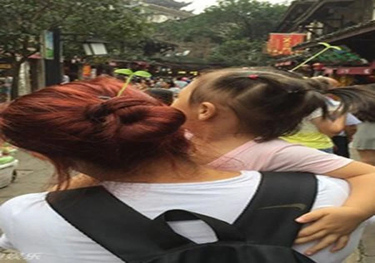 خنده دارترین مد جدید زنان در چین (عکس) خنده دارترین مد جدید زنان در چین (عکس)