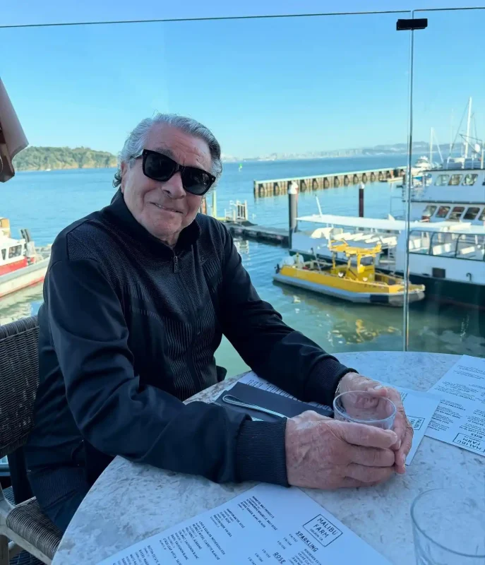 تاریخ وبگردی | عکس جدید از چهره «بهروز وثوقی» در 87 سالگی