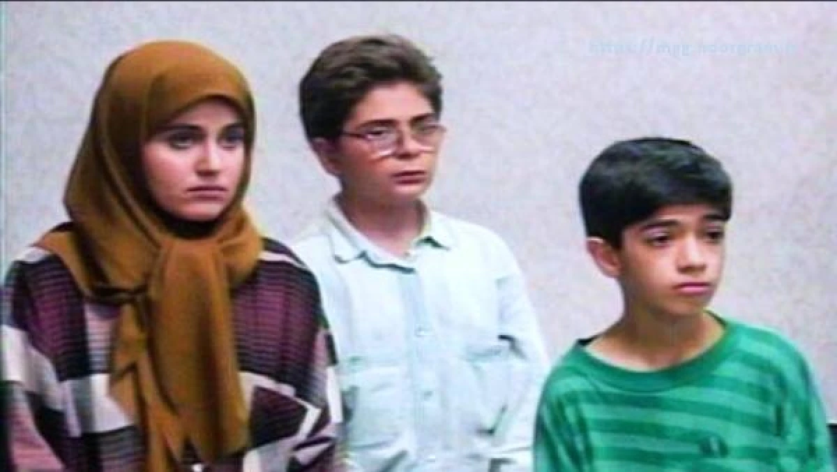 تصاویر دیده نشده | چهره جدید بازیگر نوجوان سریال دنیای شیرین به همراه دخترش زهرا جواهری بازیگر دنیای شیرین