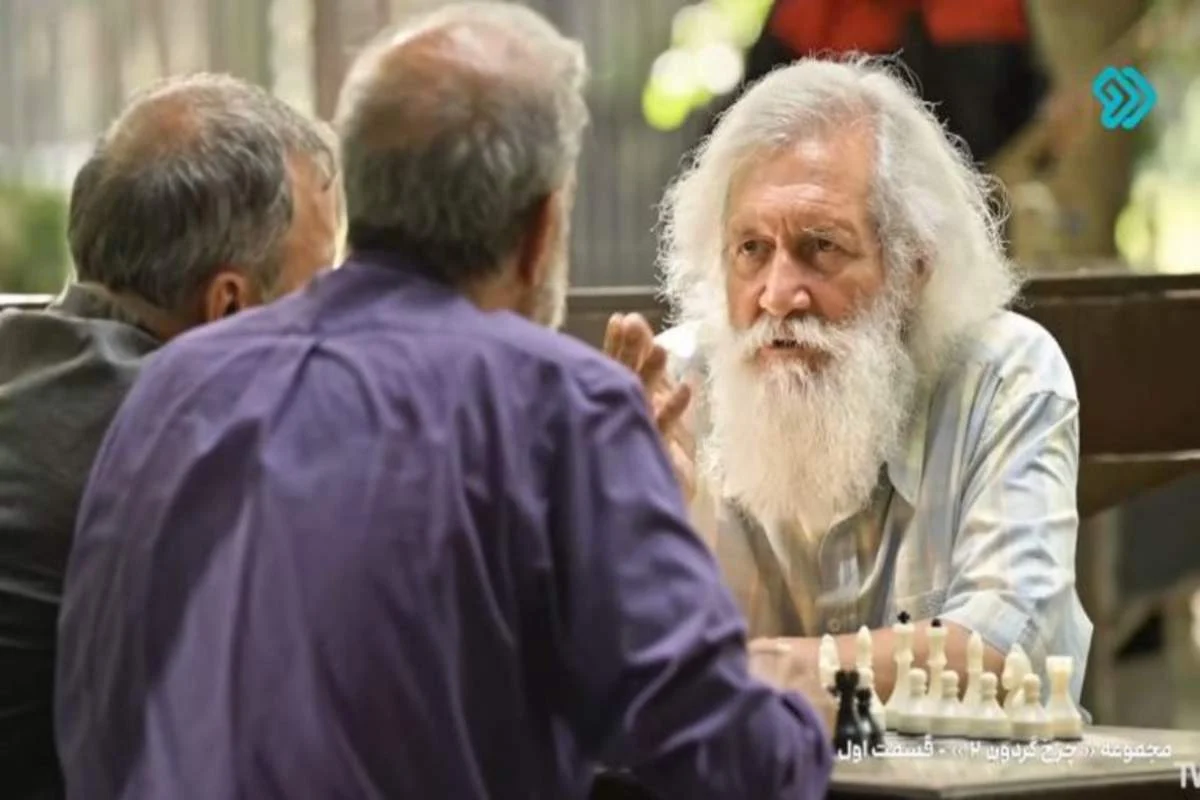 تاریخ وبگردی | آتش تقی پور بازیگر ⟪سریال چرخ گردون⟫ به همراه همسر جوان و معروف تر از خودش تاریخ وبگردی | آتش تقی پور بازیگر ⟪سریال چرخ گردون⟫ به همراه همسر جوان و معروف تر از خودش