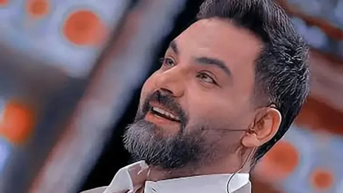 نگاه روز | احسان علیخانی با ظاهری باور نکردنی و ظاهری عجیب نگاه روز | احسان علیخانی با ظاهری باور نکردنی و ظاهری عجیب