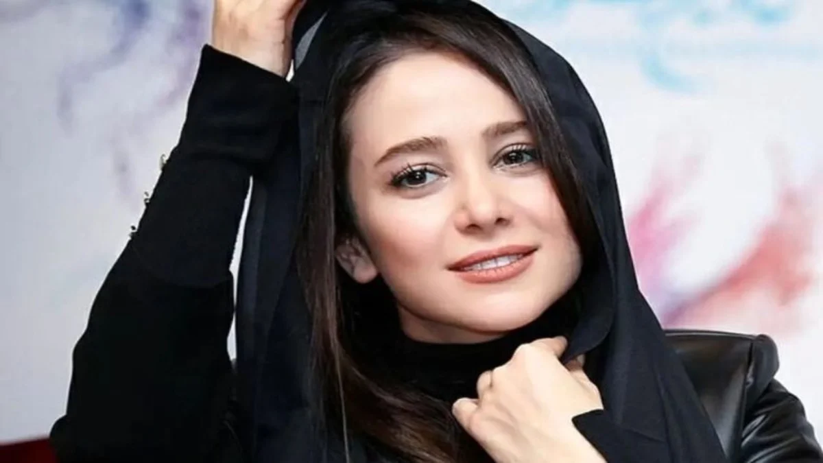 نگاه روز |استایل شیک و خاص با عینک گرانقیمت الناز حبیبی در قشم نگاه روز |استایل شیک و خاص با عینک گرانقیمت الناز حبیبی در قشم