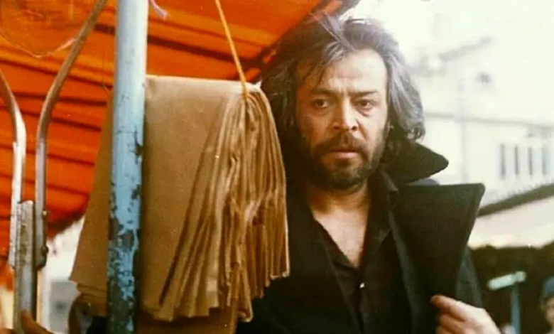 قاب روز | عکس خاطره انگیز «مرتضی عقیلی و ایرج قادری» در حال قدم زدن در خیابانهای تهران قاب روز | عکس خاطره انگیز «مرتضی عقیلی و ایرج قادری» در حال قدم زدن در خیابانهای تهران