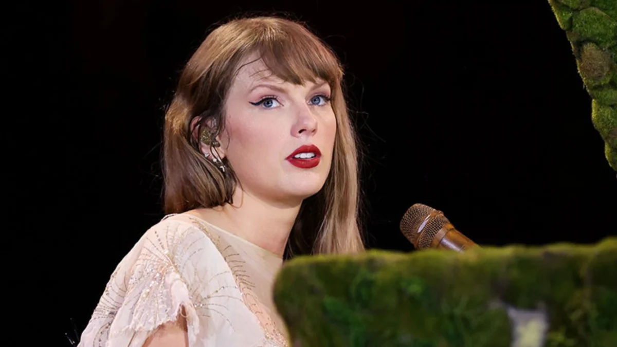 قاب روز | پیشفروش شگفتانگیز فیلم کوتاه تیلور سوئیفت قاب روز | پیشفروش شگفتانگیز فیلم کوتاه تیلور سوئیفت