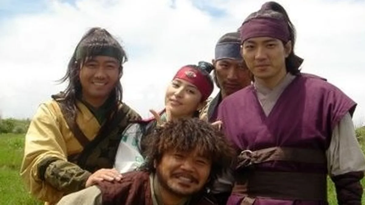 نگاه روز | عکس بازیگران «موسونگ، هیوبو، اویی و ماری» در پشت صحنه سریال جومونگ