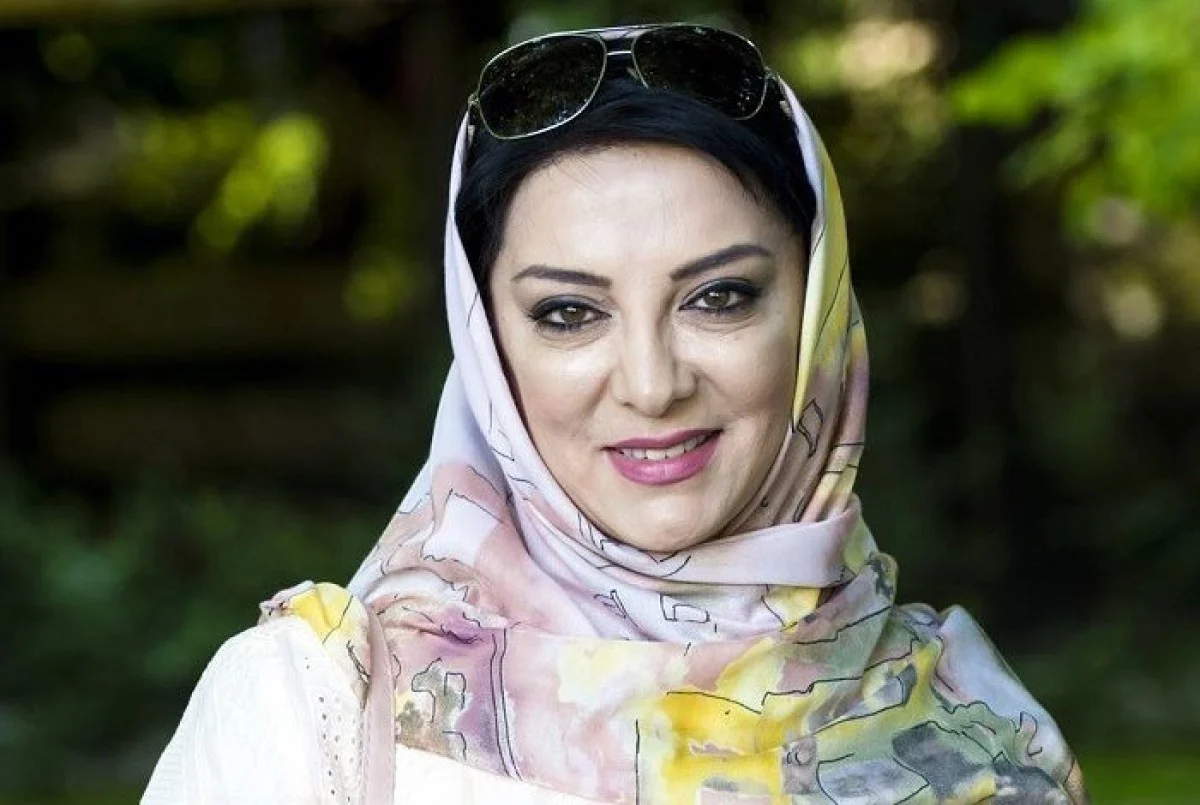 نگاه روز | پیاده روی عاشقانه علی اسیوند با حمیرا ریاضی