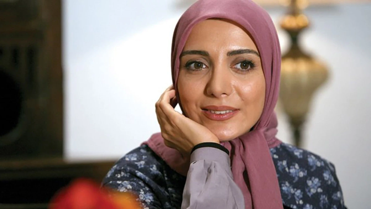 تاریخ وبگردی | تغییر چهره عجیب و جذاب رویا میرعلمی در مراسم اکران خصوصی تاریخ وبگردی | تغییر چهره عجیب و جذاب رویا میرعلمی در مراسم اکران خصوصی