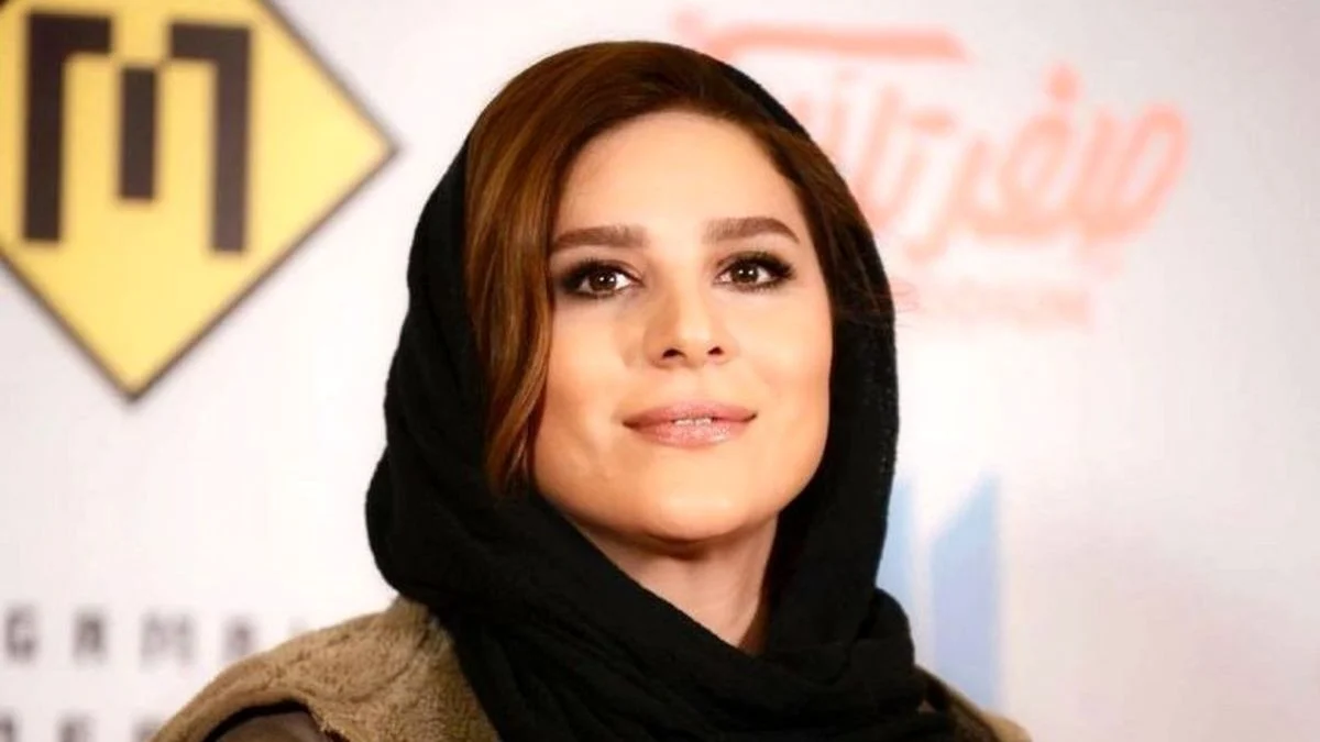 نگاه روز | استایل مشکی طلایی و جذاب سحر دولتشاهی در روسیه ! نگاه روز | استایل مشکی طلایی و جذاب سحر دولتشاهی در روسیه !