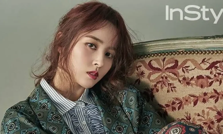 نگاه روز |سوسانو در جلسه فیلمنامهخوانی سریال در آغوشم بگیر 12 سال بعد از جومونگ نگاه روز |سوسانو در جلسه فیلمنامهخوانی سریال در آغوشم بگیر 12 سال بعد از جومونگ