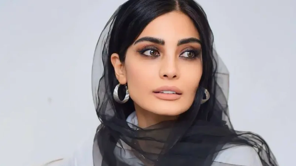 قاب روز | صحرا اسداللهی با ژستهای خاصش قاب روز | صحرا اسداللهی با ژستهای خاصش