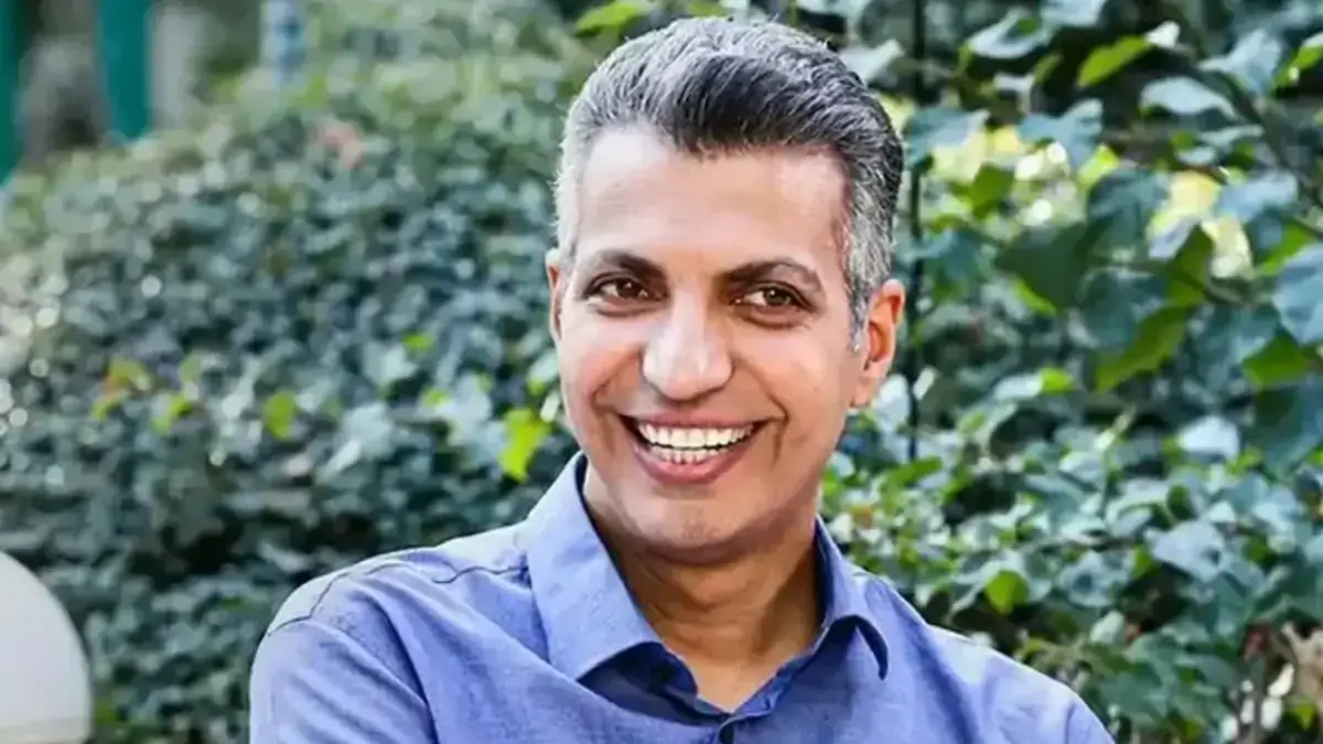 تاریخ وبگردی | عکس دیدنی از کودکی «عادل فردوسی پور» در کنار برادرش درگذر زمان تاریخ وبگردی | عکس دیدنی از کودکی «عادل فردوسی پور» در کنار برادرش درگذر زمان