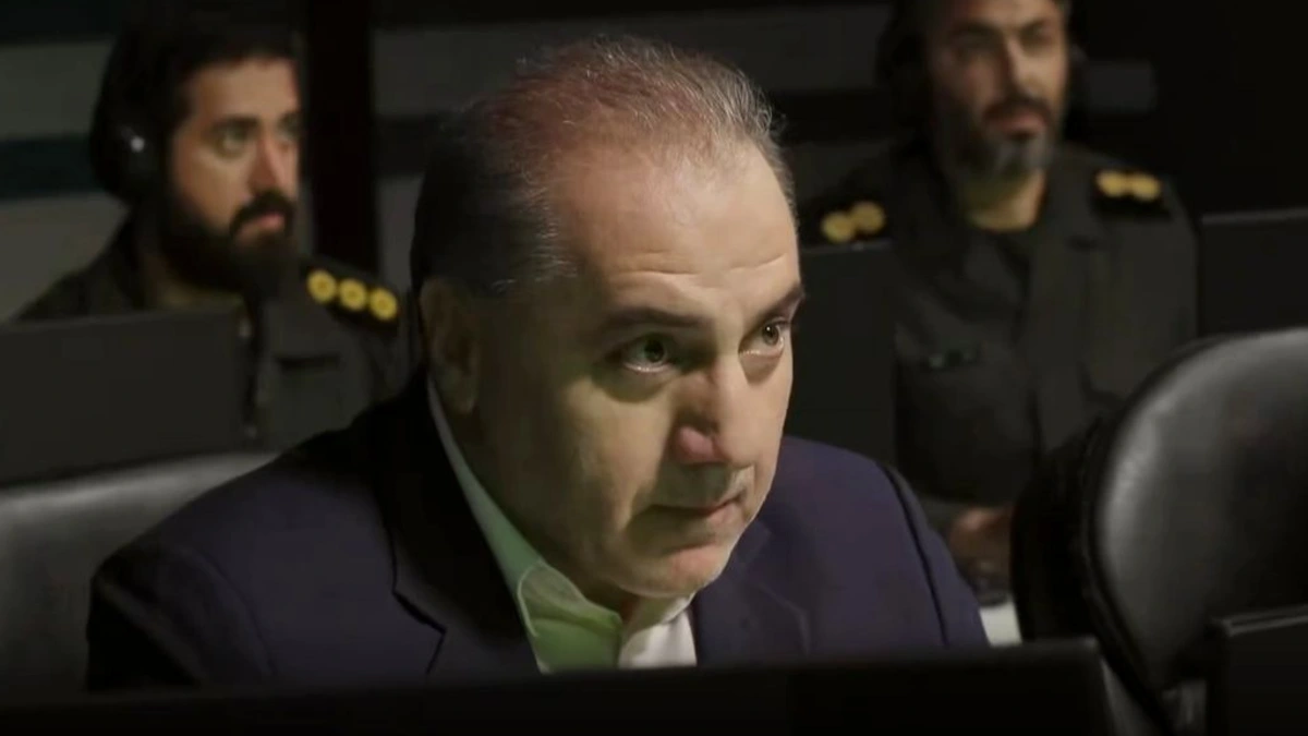 قاب روز | عکس دیدنی فرهاد قائمیان «دکتر توفیقی» سریال بچه مهندس در لباس روحانی قاب روز | عکس دیدنی فرهاد قائمیان «دکتر توفیقی» سریال بچه مهندس در لباس روحانی