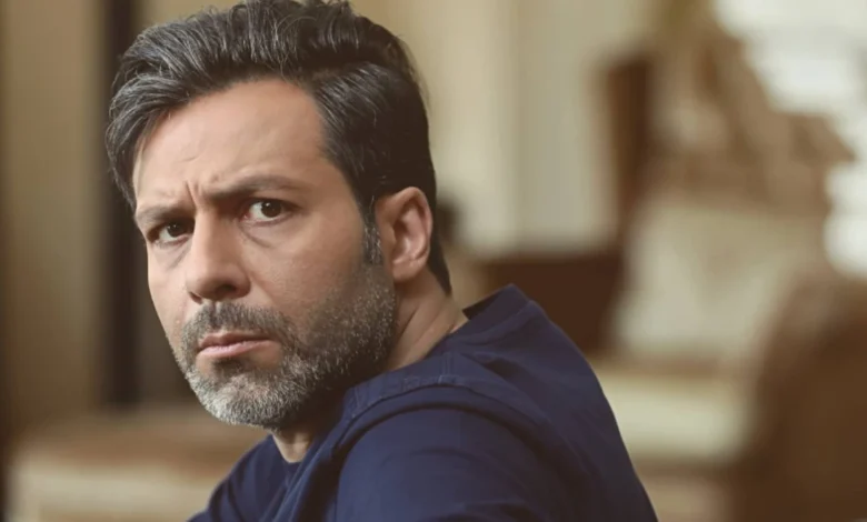 قاب روز | کت و شلوار دیدنی مجید واشقانی قاب روز | کت و شلوار دیدنی مجید واشقانی