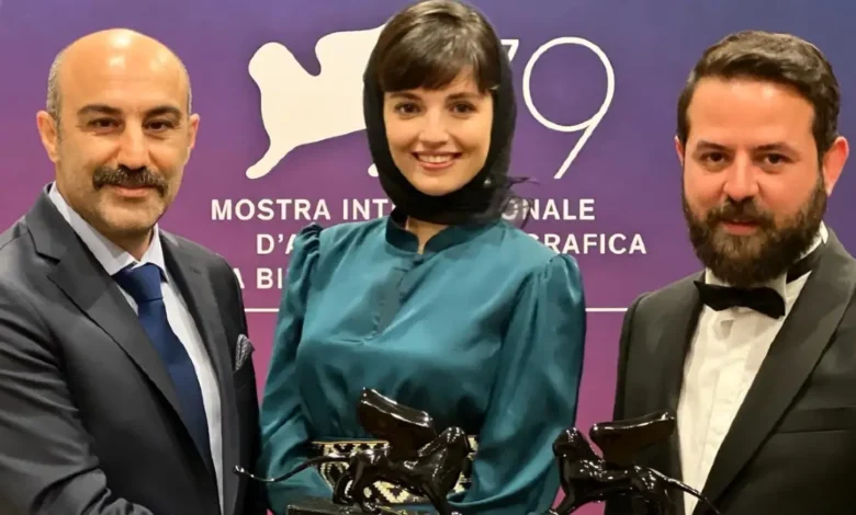 قاب روز | عکس از استایل شیک مهسا حجازی در کنار دریا قاب روز | عکس از استایل شیک مهسا حجازی در کنار دریا