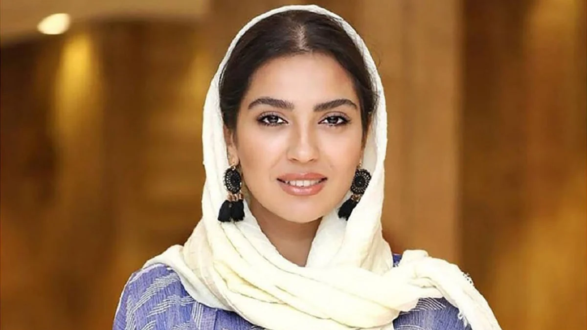 نگاه روز |تصویری پرعشق و پراحساس از مونا کرمی و سپند امیرسلیمانی