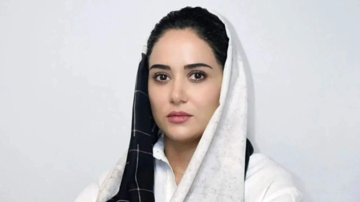 نگاه روز |عکس پریناز ایزدیار واقعا قبل معروفیت این شکلی بوده