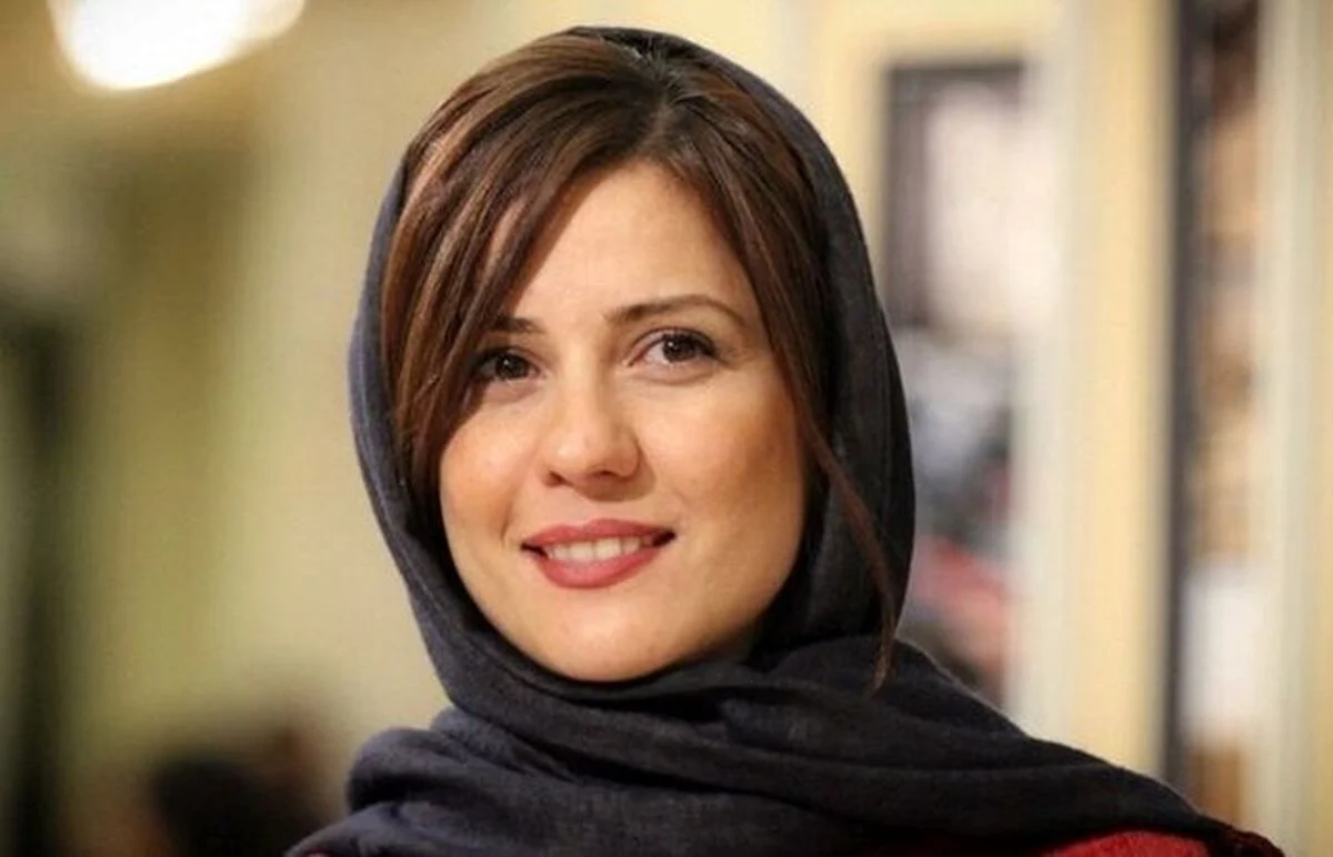 نگاه روز | سارا بهرامی با یک استایل شیک و تازه دلبری کرد