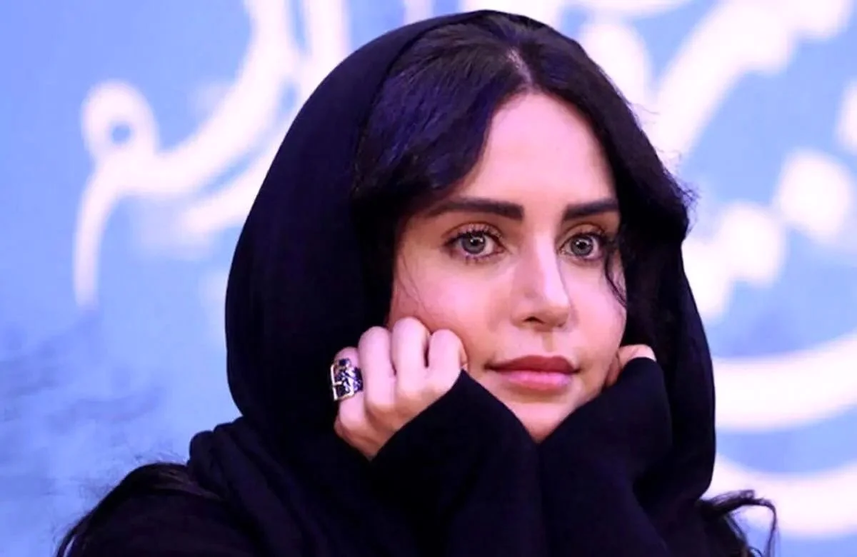 نگاه روز | الناز شاکردوست خودرویش را در پارکینگ گم کرد! نگاه روز | الناز شاکردوست خودرویش را در پارکینگ گم کرد!