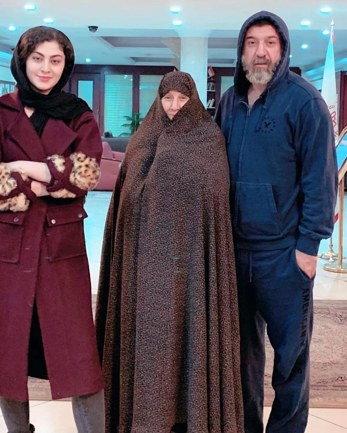 نگاه روز |بازیگر نقش «همسر مسلم بن عقیل» (سریال مهمانکشی) در کنار «علی انصاریان و مادرش» نگاه روز |بازیگر نقش «همسر مسلم بن عقیل» (سریال مهمانکشی) در کنار «علی انصاریان و مادرش»