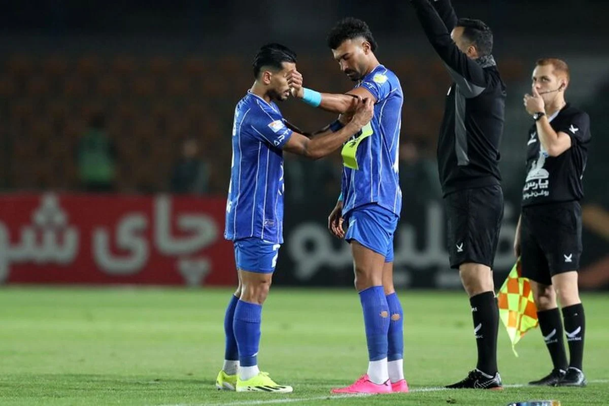 خبر جدید | سلفی خاص رامین با دختران هندبالیست در یک مراسم