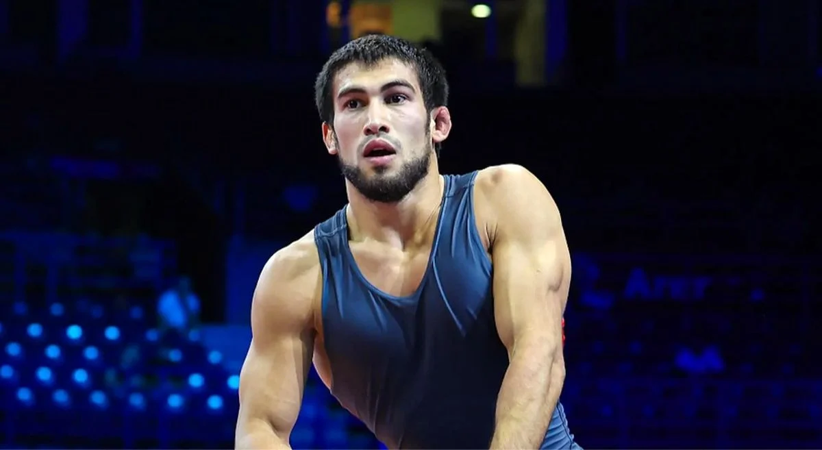 خبر جدید | کشتی‌گیر استقلال تغییر تابعیت داد و به مکه رفت