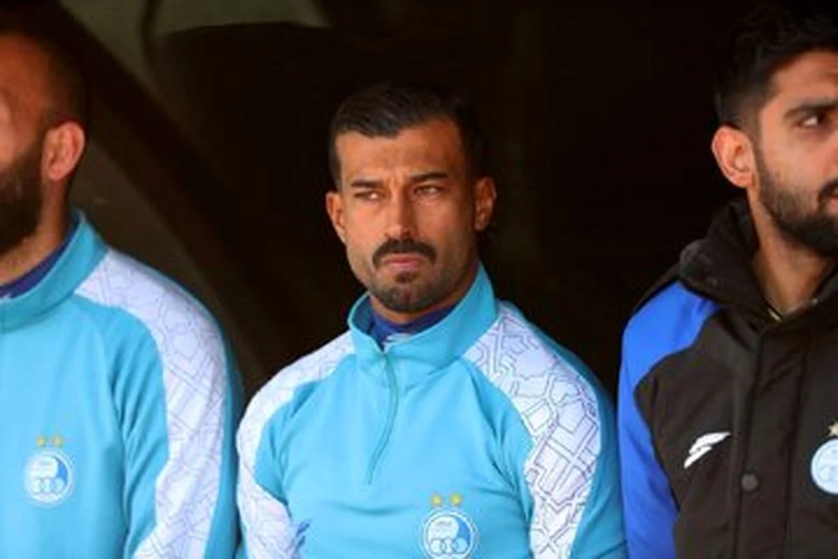 خبر جدید | تیپ کلاسیک رامین در شب یلدای استقلالیها خبر جدید | تیپ کلاسیک رامین در شب یلدای استقلالیها