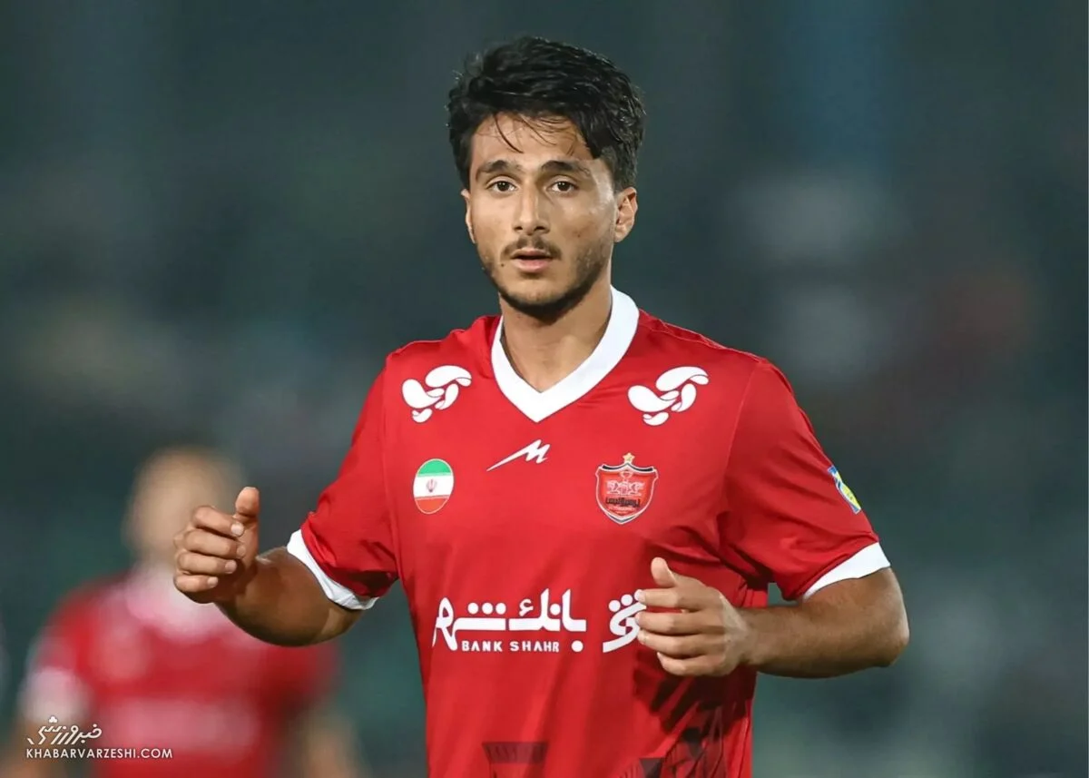 صادقی در انتظار تصمیم پرسپولیس