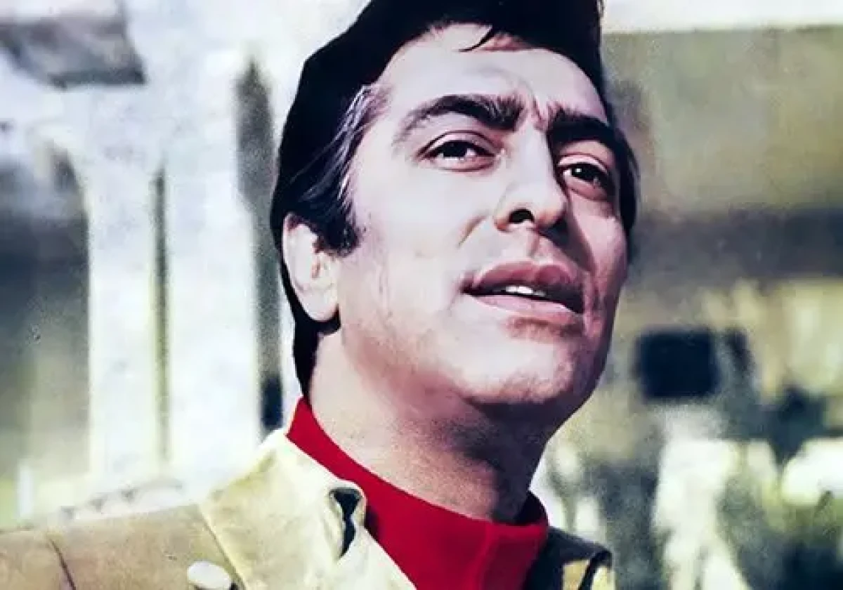 عکس نادر از محمدعلی فردین در یک مراسم خانوادگی؛ دهه ۴۰