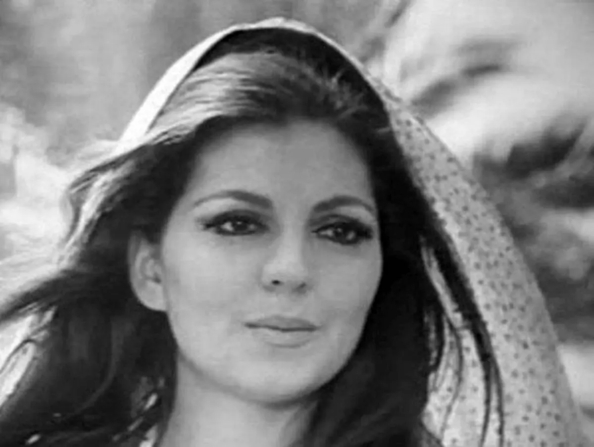 زمان گردی : تصاویر نایاب از فروزان در پنجاه‌ودومین فیلمش