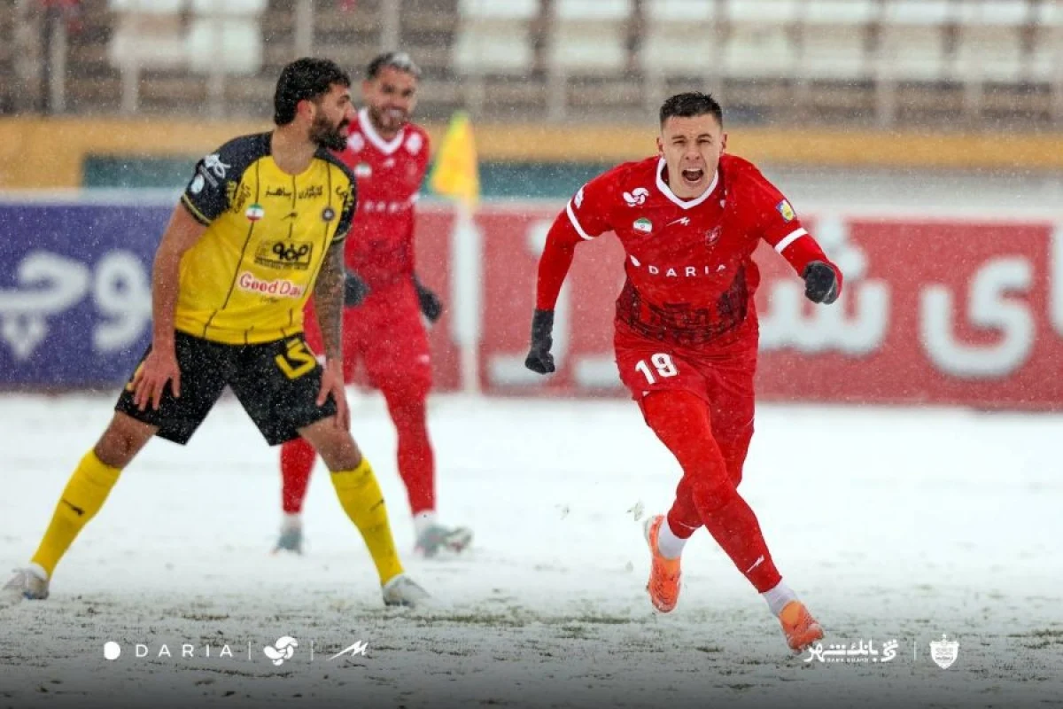 ورزشگردی : فاش شدن رقم قرارداد سرگیف؛ پرسپولیس ۱.۵ میلیون دلار سرمایه‌گذاری کرد