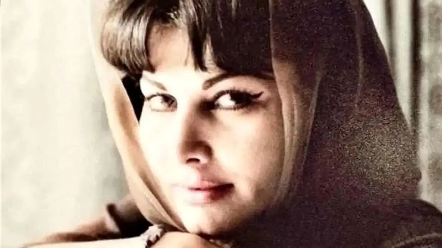 زمانگردی/عکس جالب از دیدار الهه، فیروزه و ایرن در دهه ۸۰