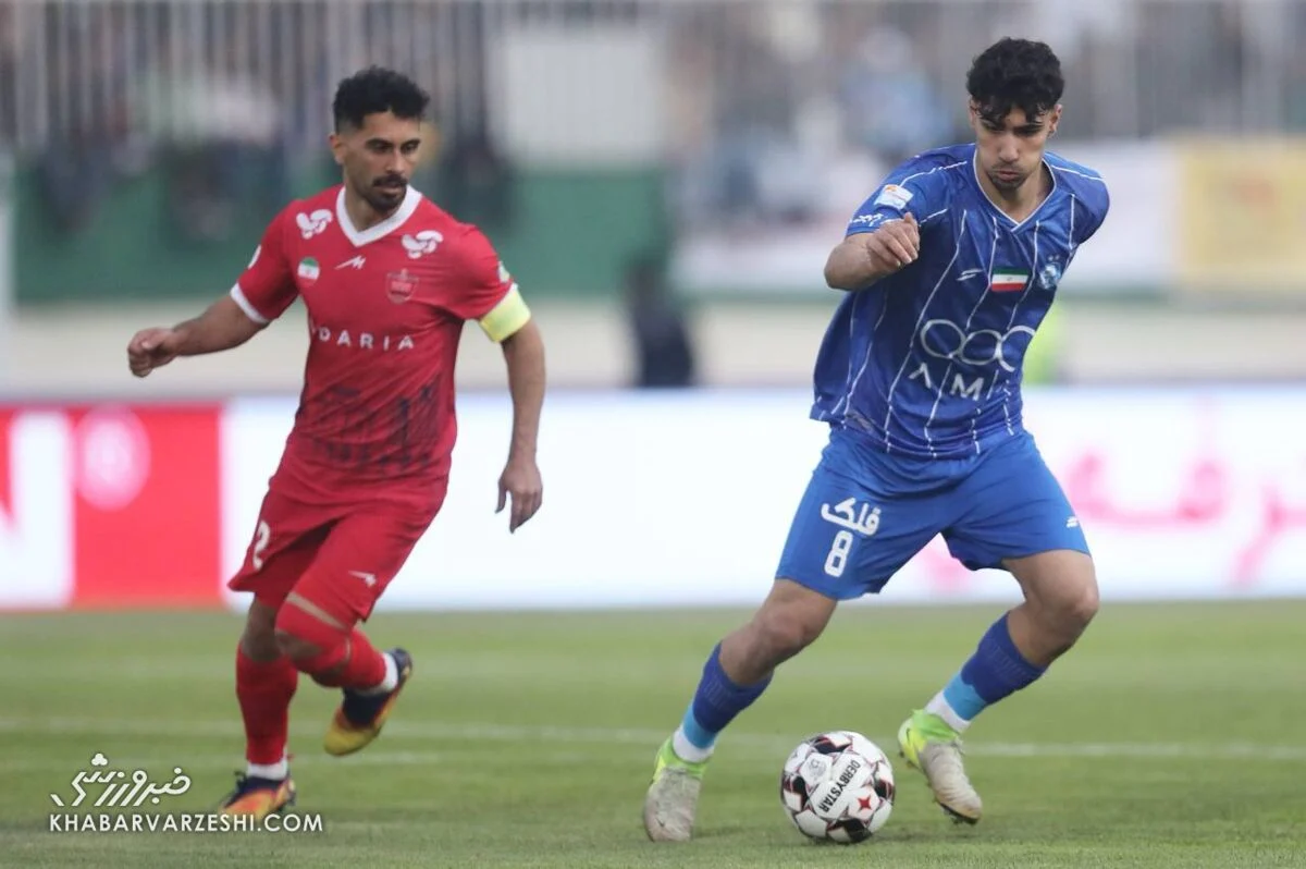 بازیکن استقلال